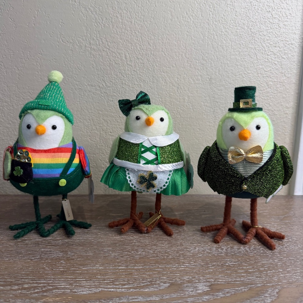 Target Green and White Holiday Owl Decor Set